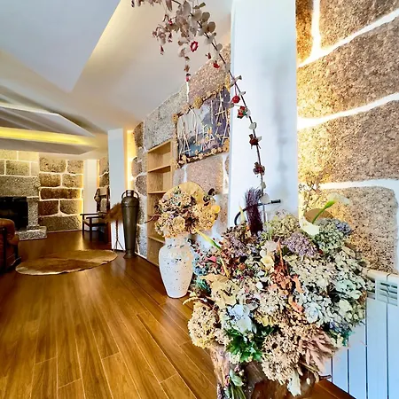 Vibrant Host Solutions-aldeia Da Graca Guimarães