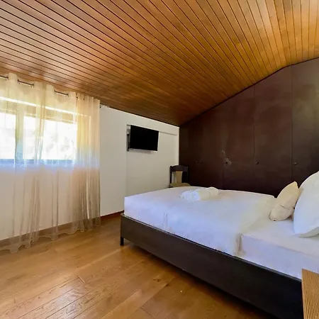 Vibrant Host Solutions-aldeia Da Graca Guimarães