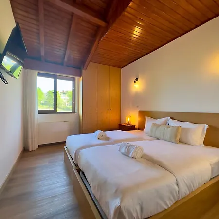 Vibrant Host Solutions-aldeia Da Graca