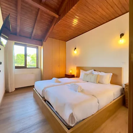 Vibrant Host Solutions-aldeia Da Graca